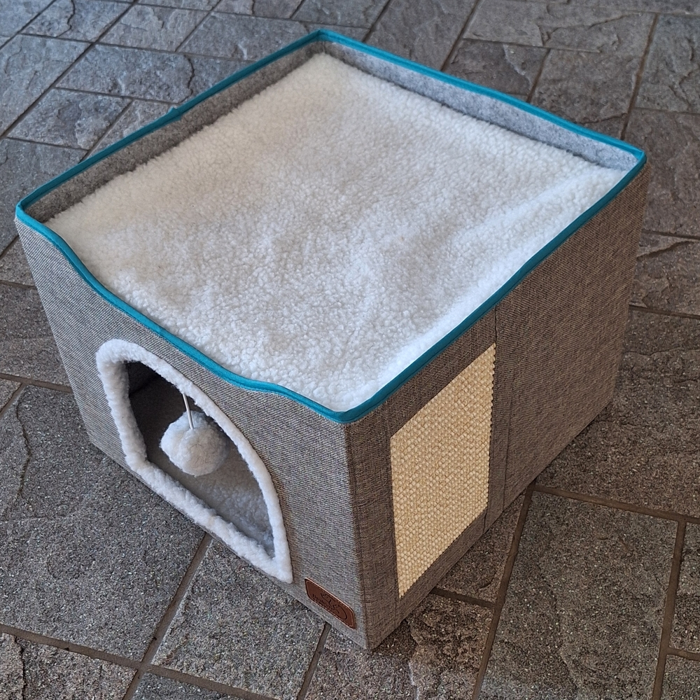 Cozy Gray and White Pet House Like New
